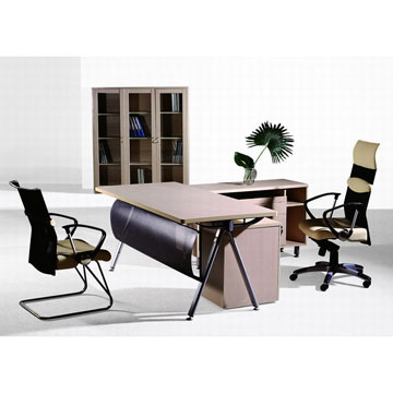 Modern executive desk 